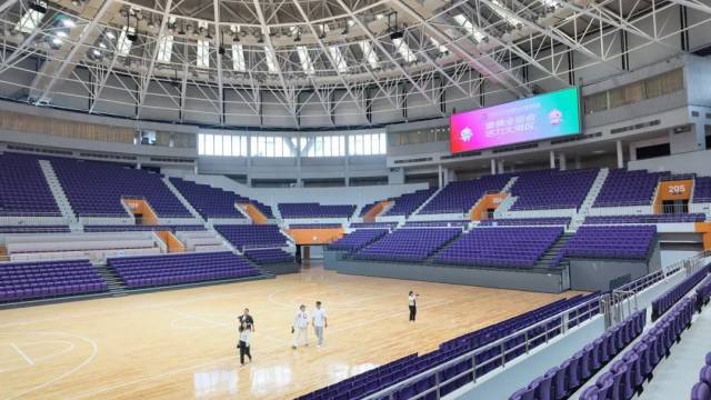 记者：蒋光太、莱昂纳多等人因伤缺阵，首发阵容多人带伤坚持